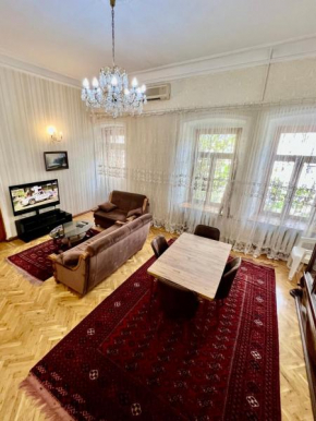 City Center Apartment, Nizami str